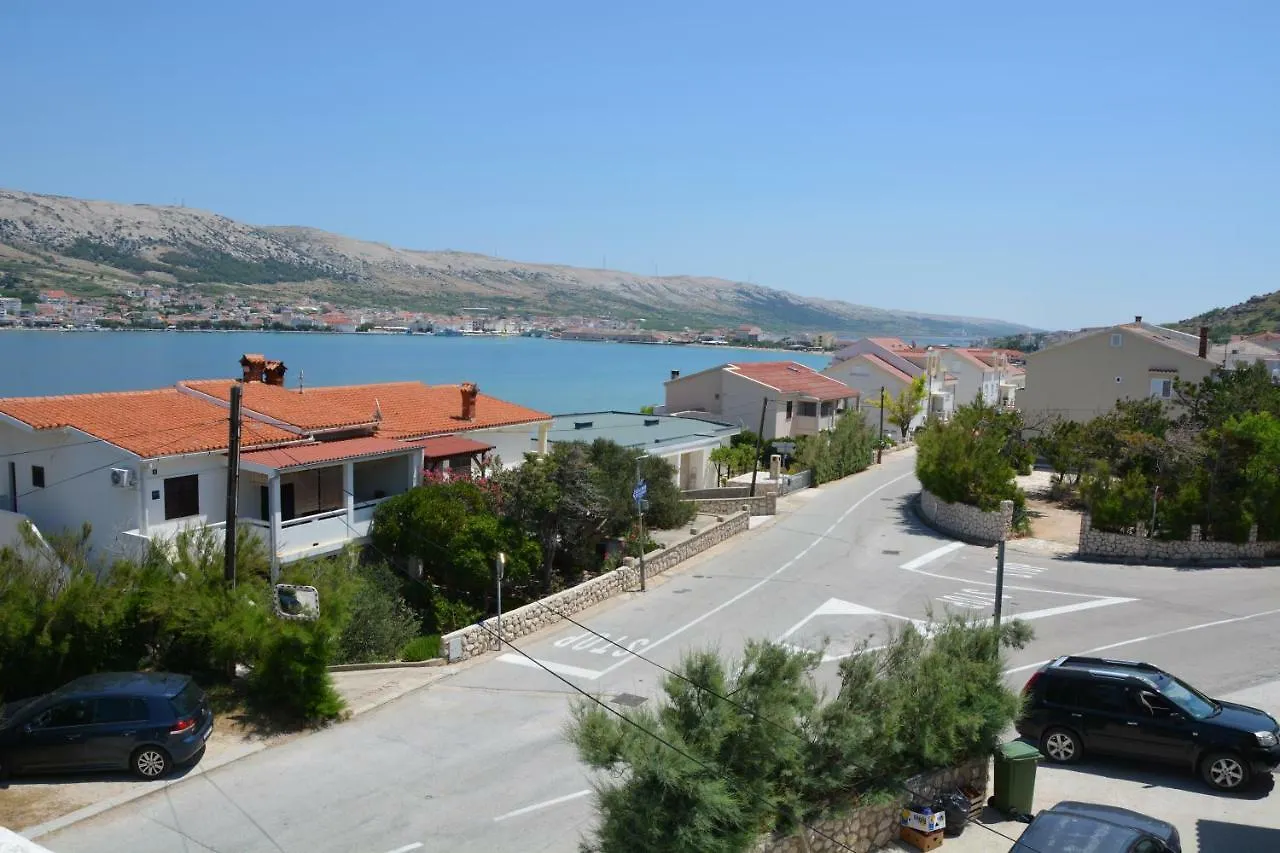 Hotel House Lanterna Pag Pag Town Affittacamere